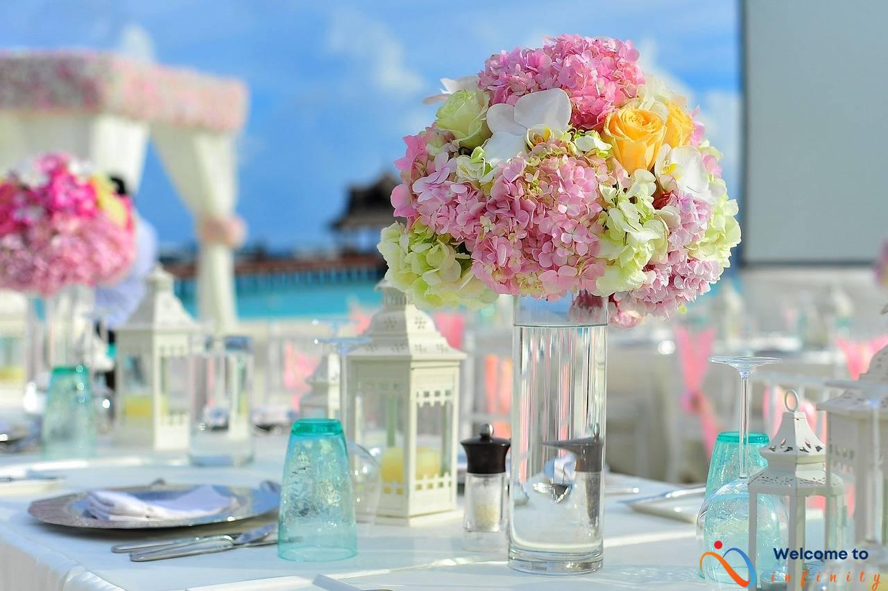 10 Rustic Wedding Venues for a Warm and Inviting Celebration