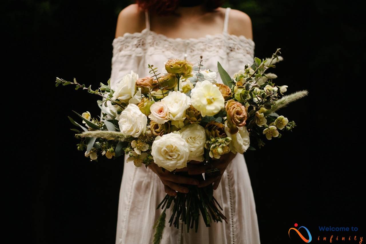 Choosing the Right Jewelry for an Outdoor Wedding
