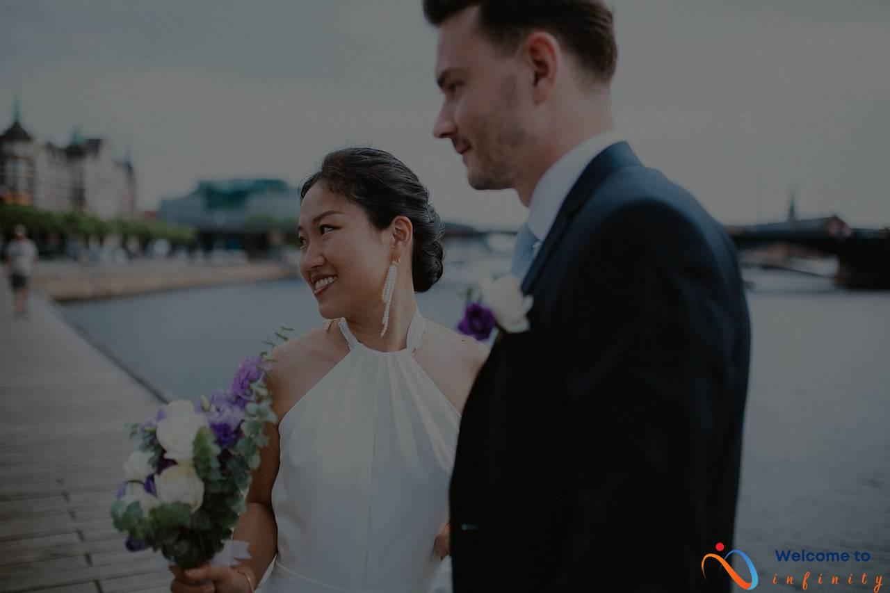 How to Incorporate Your Wedding Colors in Your Ceremony