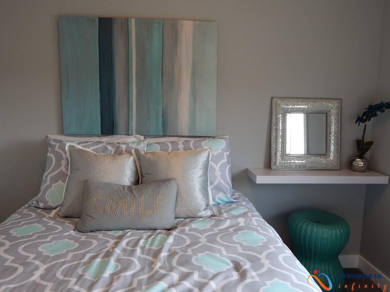 Unique Coastal Decor Finds for Your Walls